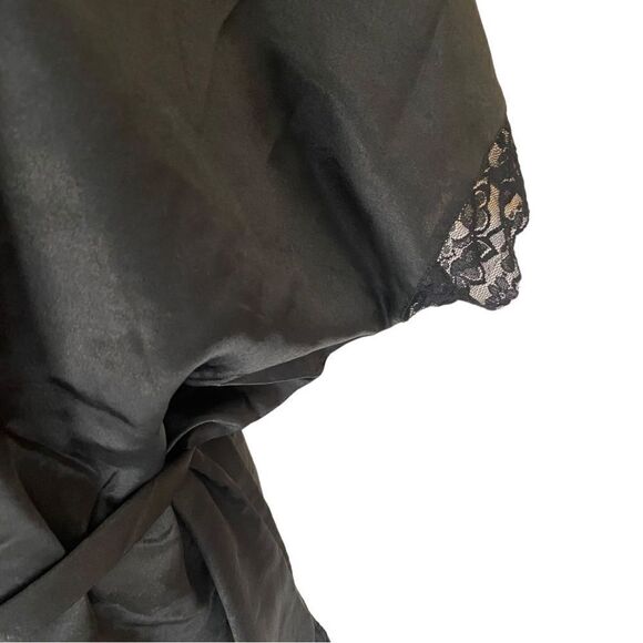 Black Satin Robe Just Sexy Sz 2X/3X NWT - Picture 4 of 9